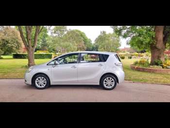 Used Toyota Verso 2011 for sale - 74661446: Photo