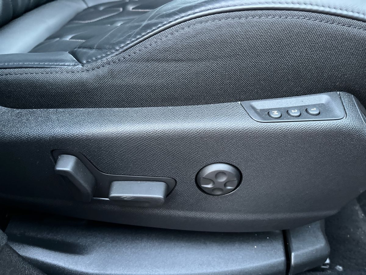 Used Peugeot 3008 2020 for sale - 77129307: Photo 23