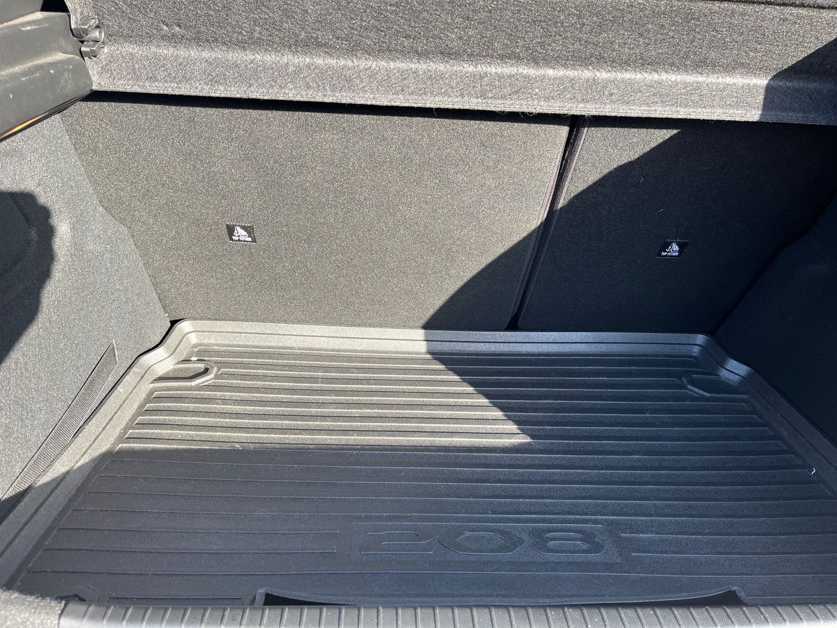 Used Peugeot 208 2022 for sale - 76605415: Photo 11