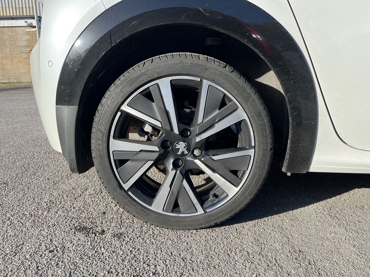 Used Peugeot 208 2022 for sale - 76605415: Photo 17