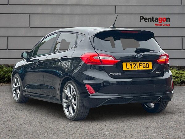 Used Ford Fiesta 2021 for sale - 76186149: Photo 2