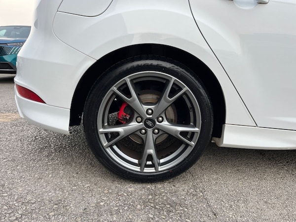 Used Ford Focus 2018 for sale - 76186196: Photo 17