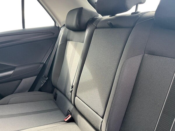 Used Volkswagen T-Roc 2023 for sale - 75713364: Photo 10