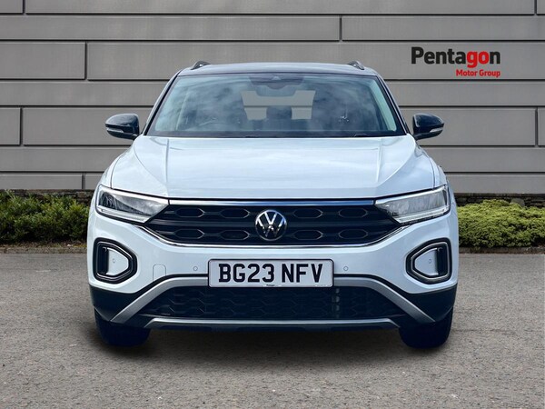 Used Volkswagen T-Roc 2023 for sale - 75713364: Photo 15
