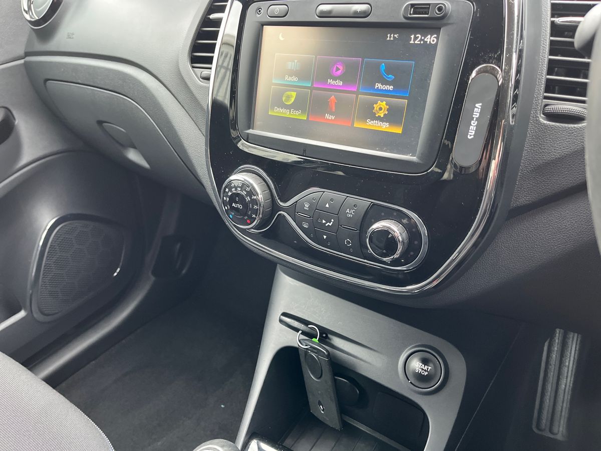 Used Renault Captur 2017 for sale - 76624860: Photo 24