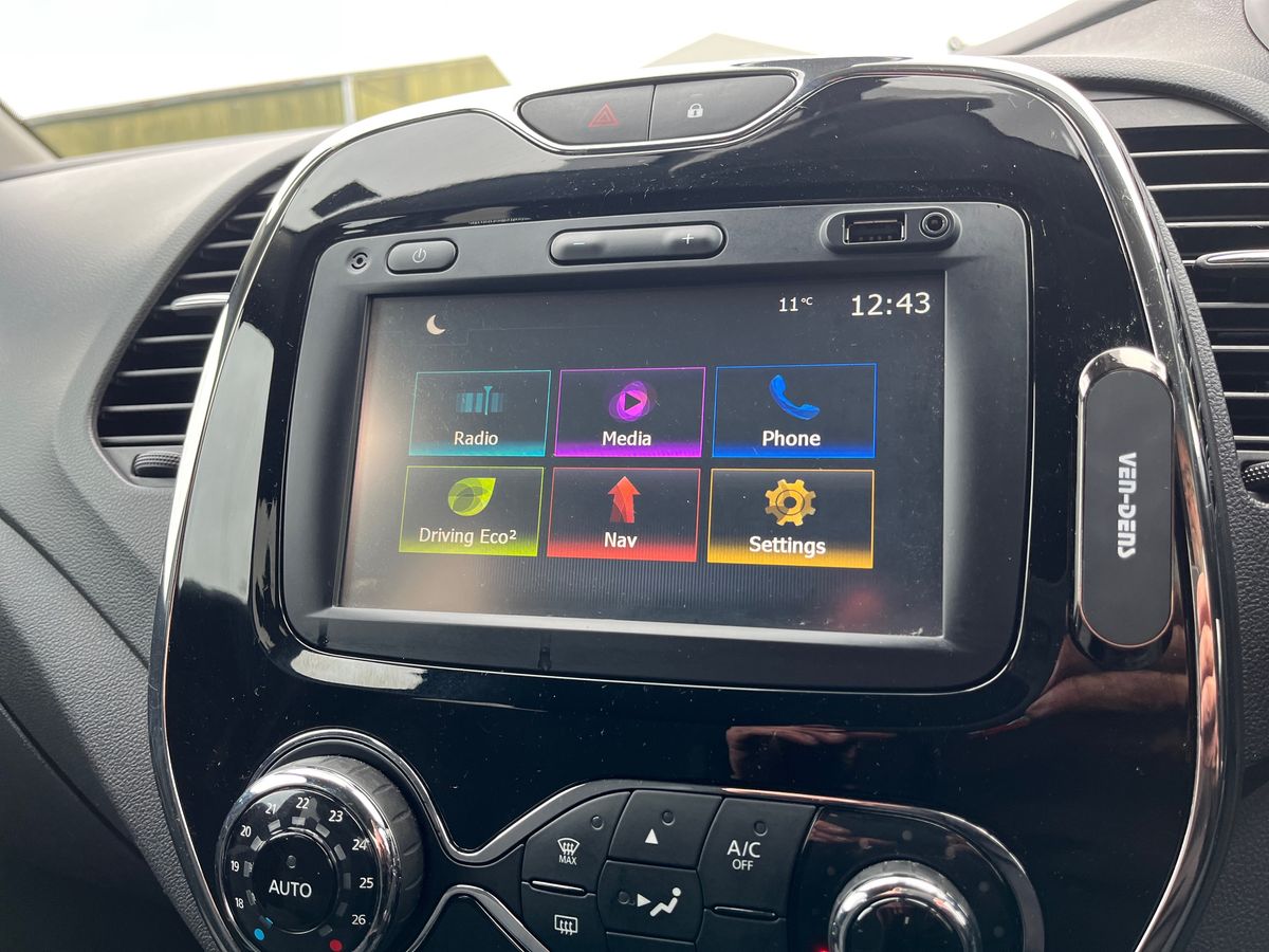 Used Renault Captur 2017 for sale - 76624860: Photo 25