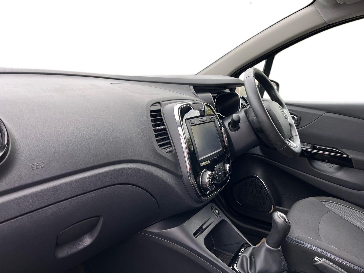 Used Renault Captur 2017 for sale - 76624860: Photo 8