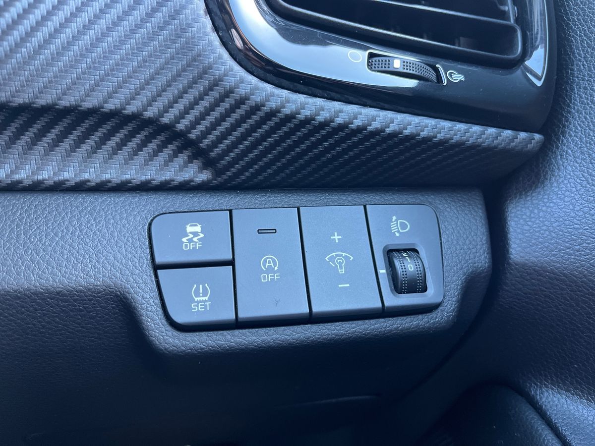 Used Kia Stonic 2021 for sale - 75778574: Photo 21