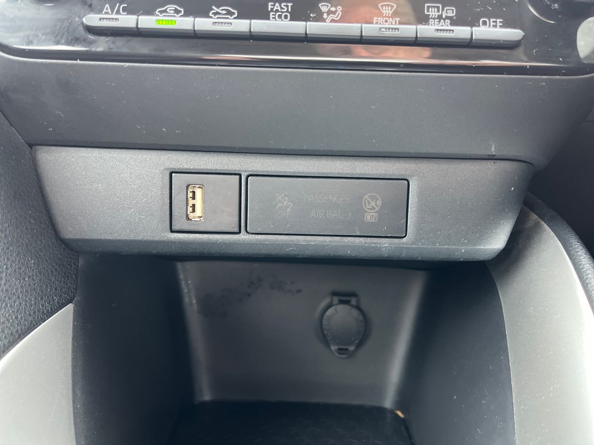 Used Toyota Yaris 2022 for sale - 76163954: Photo 24