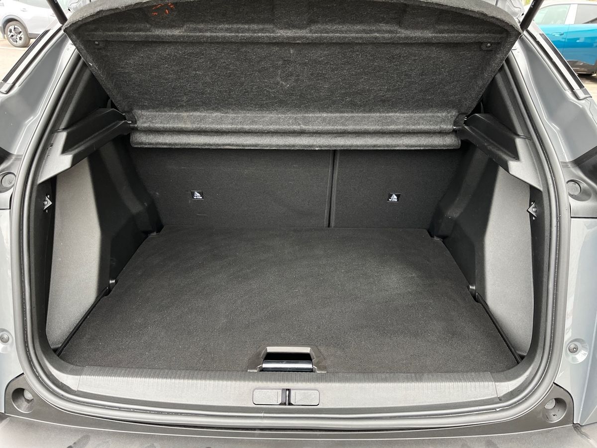 Used Peugeot 2008 2025 for sale - 76969575: Photo 11