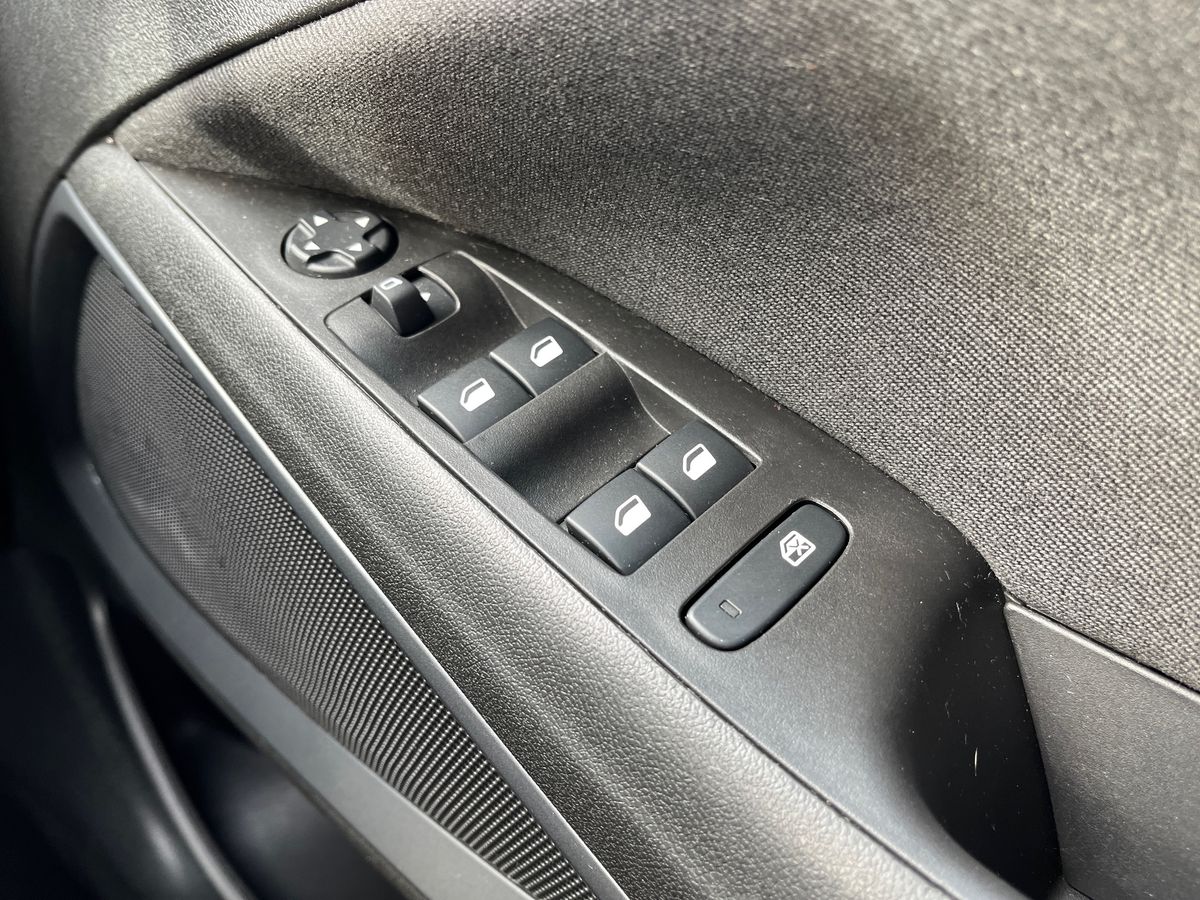 Used Vauxhall Crossland 2023 for sale - 76186100: Photo 19