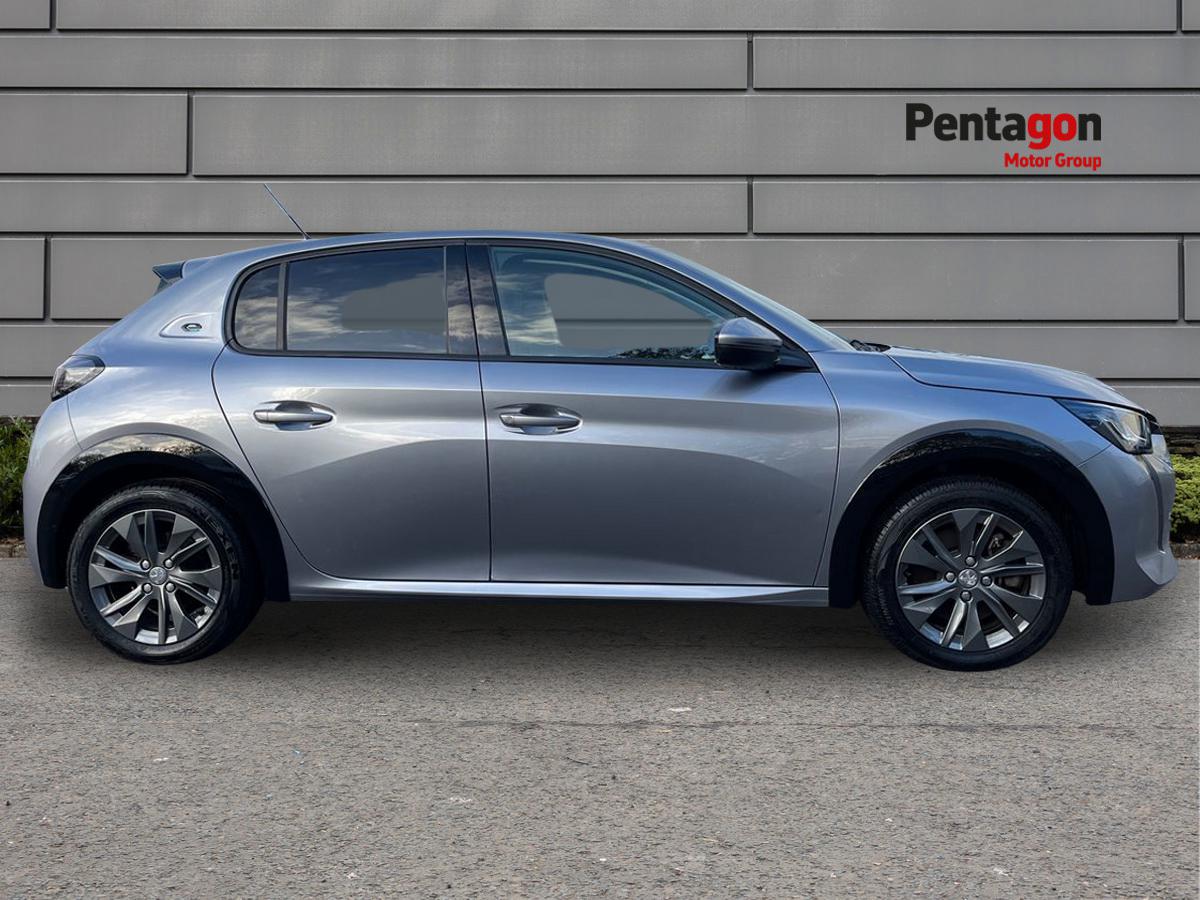 Used Peugeot 208 2022 for sale - 76875919: Photo 13