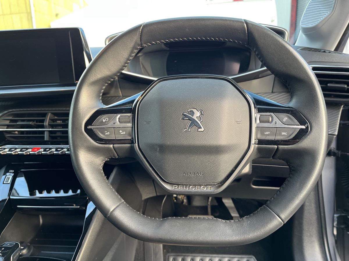 Used Peugeot 208 2022 for sale - 76875919: Photo 21