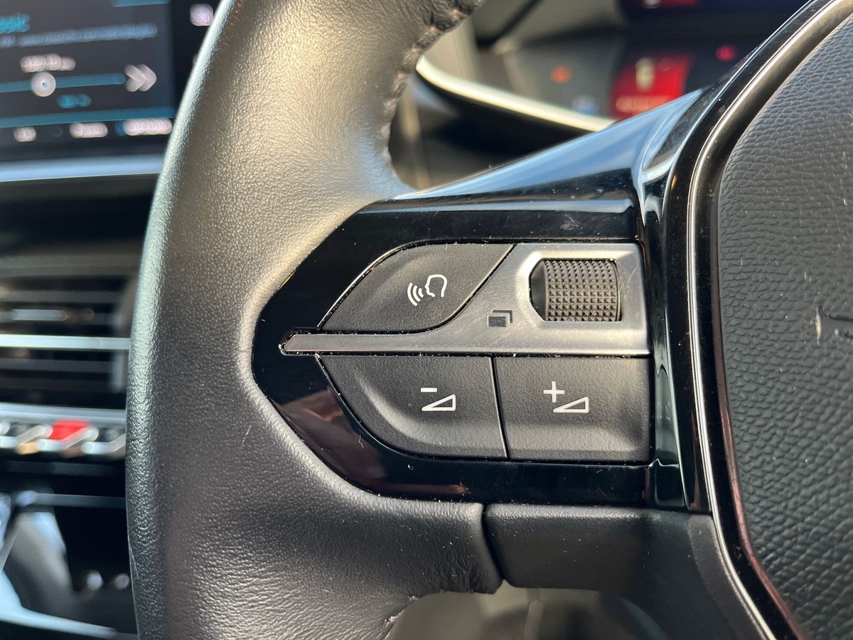 Used Peugeot 208 2022 for sale - 76875919: Photo 25