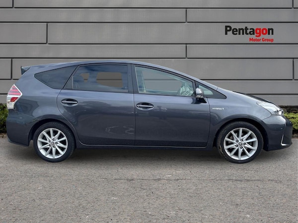 Used Toyota Prius+ 2020 for sale - 76248905: Photo 13
