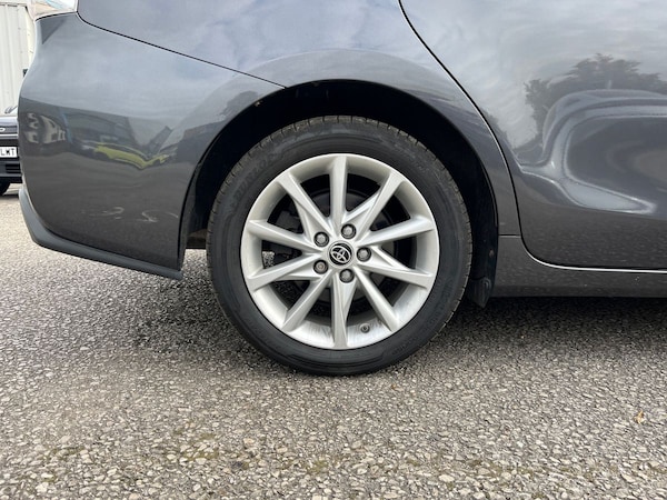 Used Toyota Prius+ 2020 for sale - 76248905: Photo 17