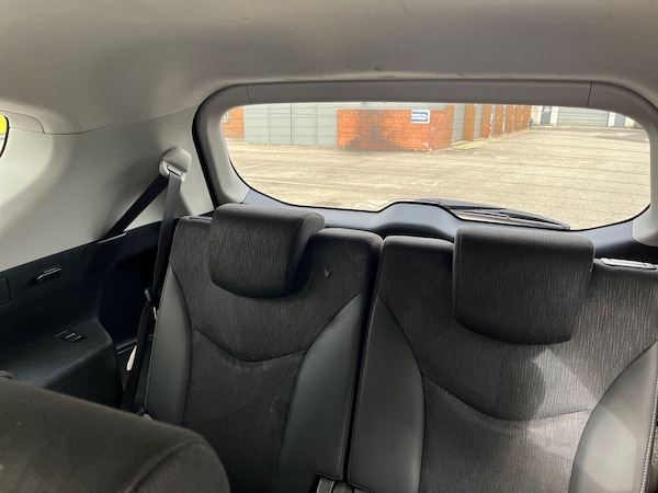 Used Toyota Prius+ 2020 for sale - 76248905: Photo 19