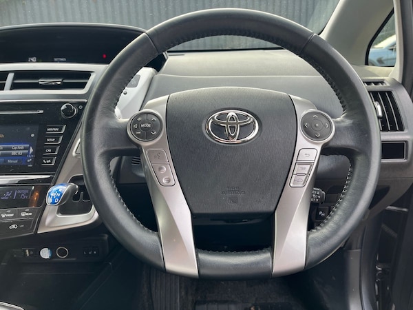 Used Toyota Prius+ 2020 for sale - 76248905: Photo 21