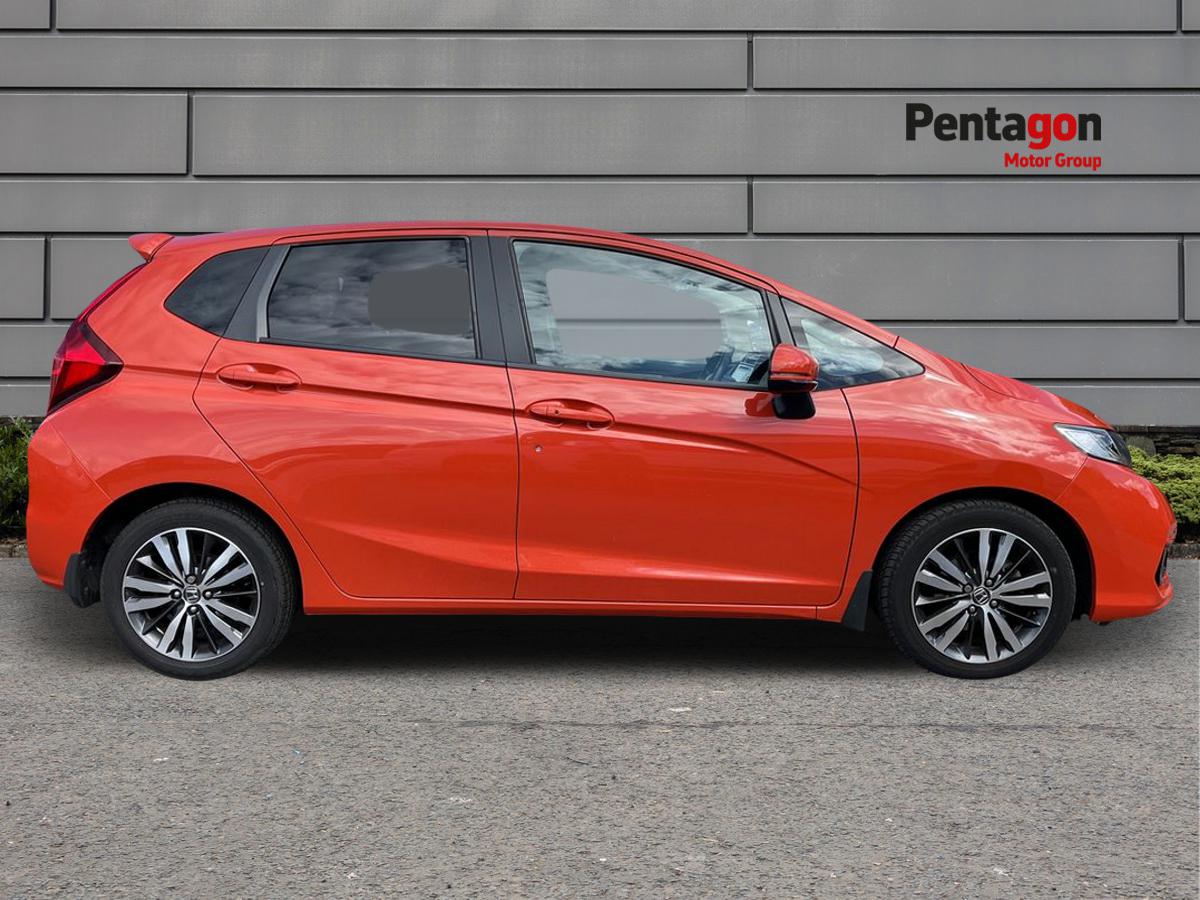 Used Honda Jazz 2018 for sale - 75930591: Photo 13