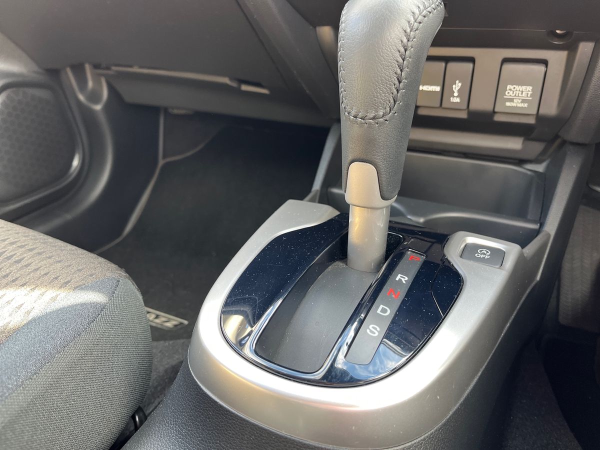 Used Honda Jazz 2018 for sale - 75930591: Photo 25