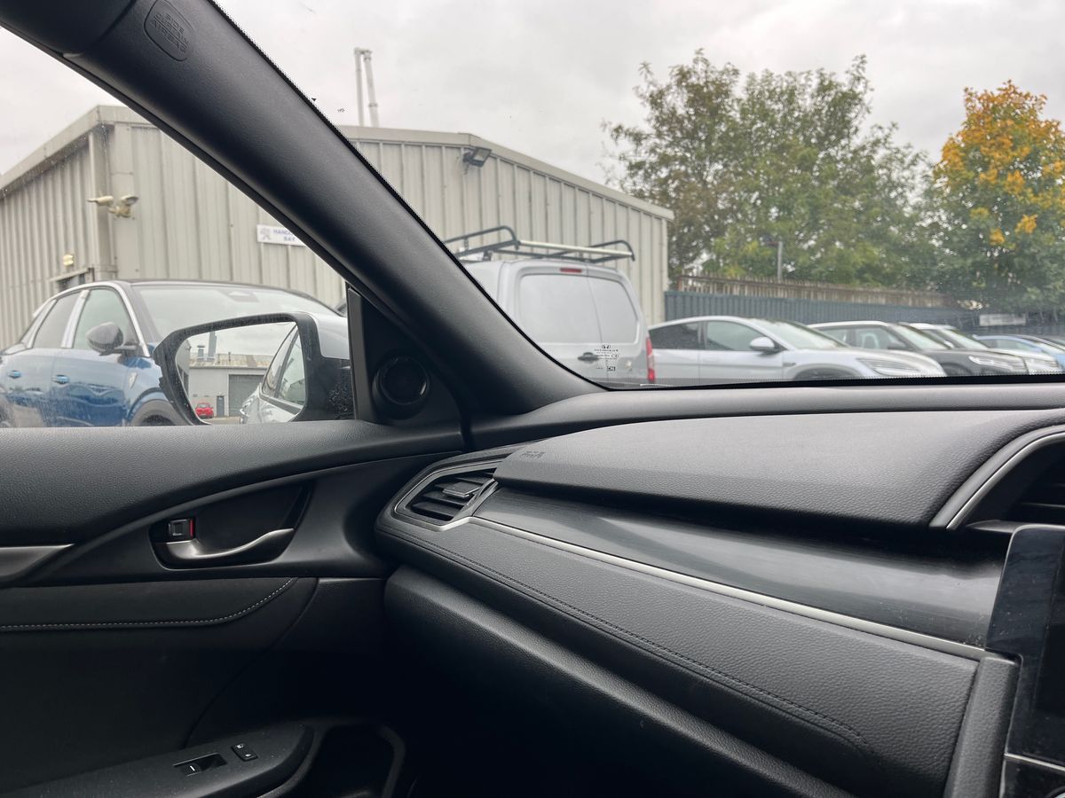 Used Honda Civic 2020 for sale - 76069868: Photo 27