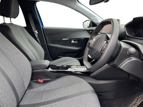 Used Peugeot 208 2024 for sale - 73948841: Photo 5