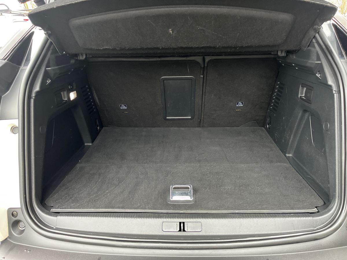 Used Peugeot 3008 2020 for sale - 76390880: Photo 11