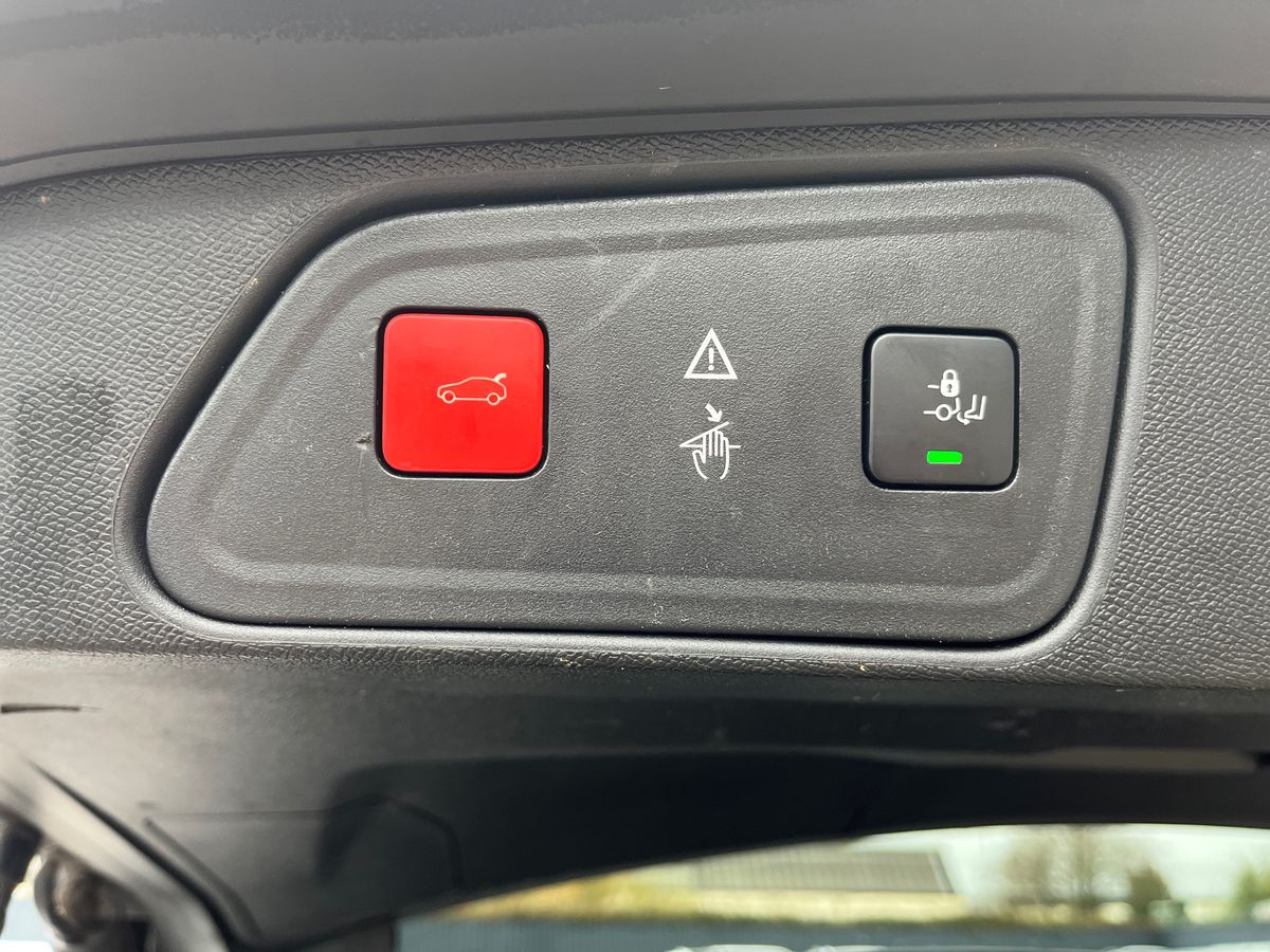 Used Peugeot 3008 2020 for sale - 76390880: Photo 18