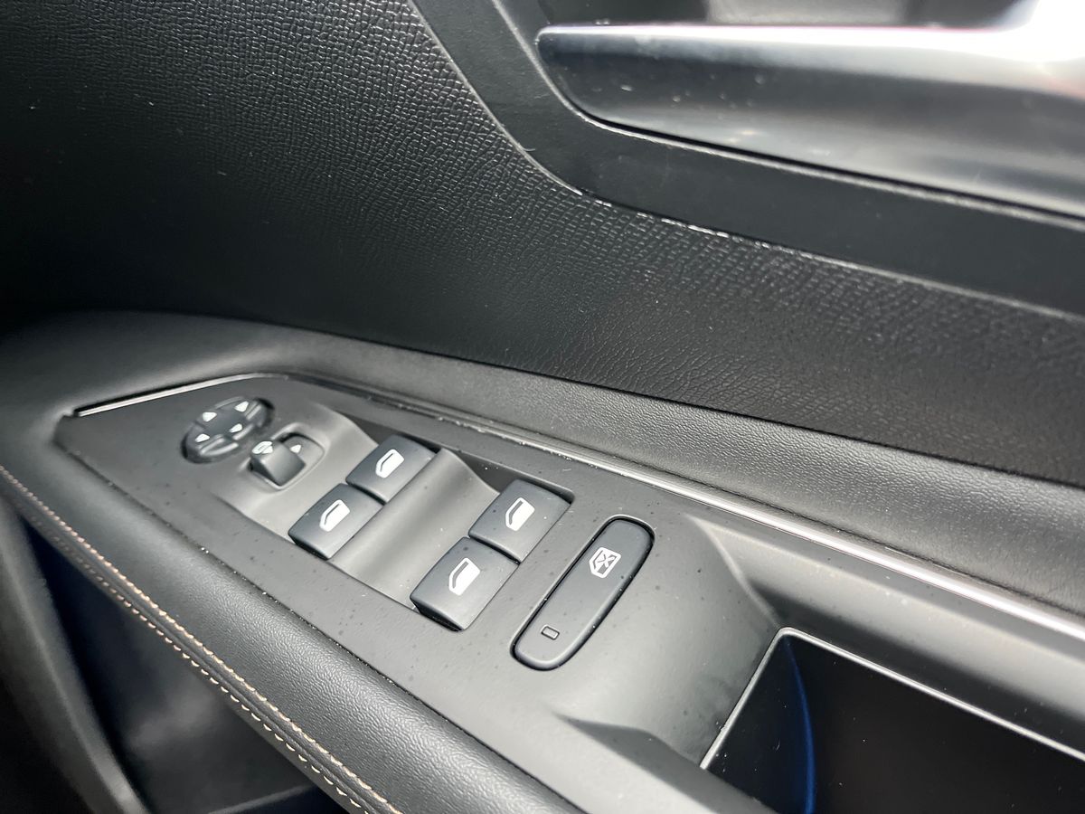 Used Peugeot 3008 2020 for sale - 76390880: Photo 22