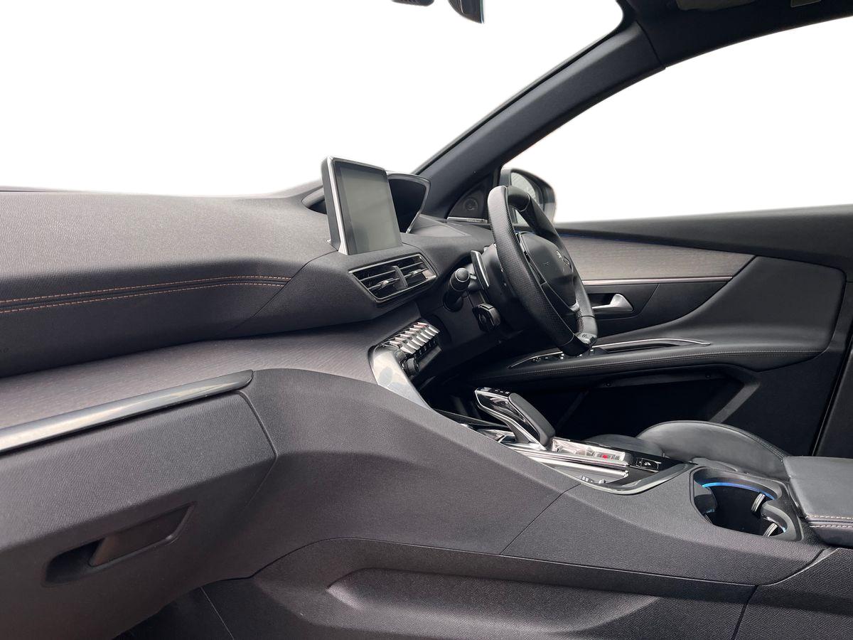 Used Peugeot 3008 2020 for sale - 76390880: Photo 8