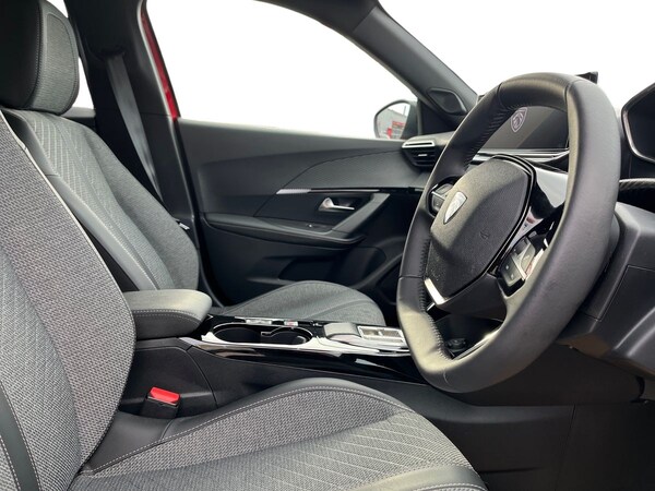 Used Peugeot E-2008 2024 for sale - 73948925: Photo 5