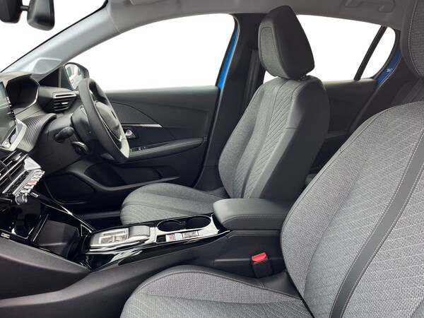 Used Peugeot 208 2023 for sale - 73948861: Photo 9