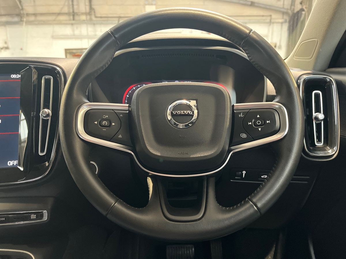 Used Volvo XC40 2020 for sale - 77083221: Photo 21