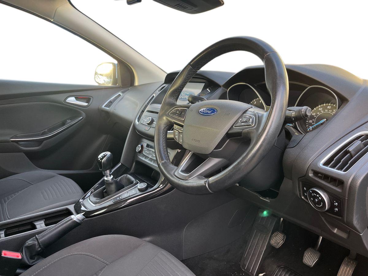 Used Ford Focus 2016 for sale - 76564655: Photo 5