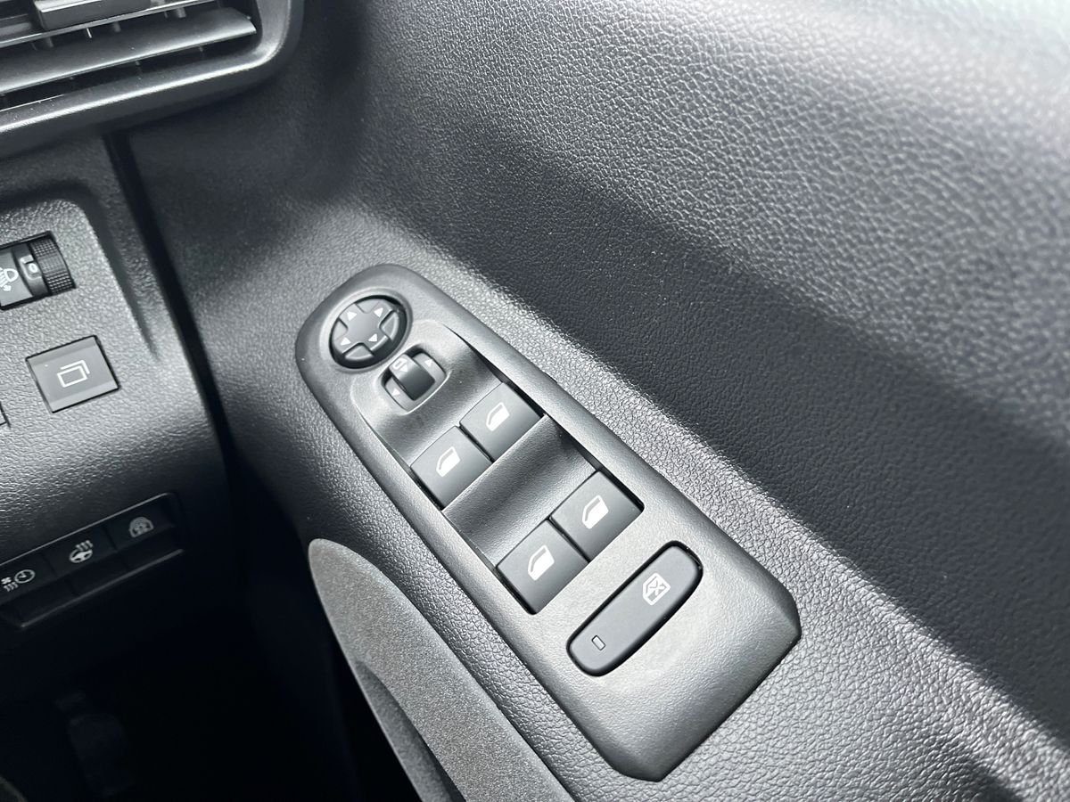 Used Peugeot e-Rifter 2024 for sale - 77107458: Photo 20