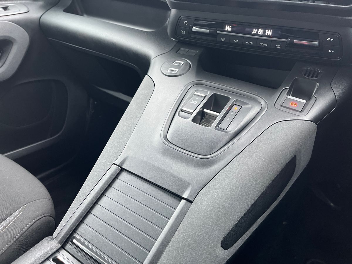 Used Peugeot e-Rifter 2024 for sale - 77107458: Photo 23