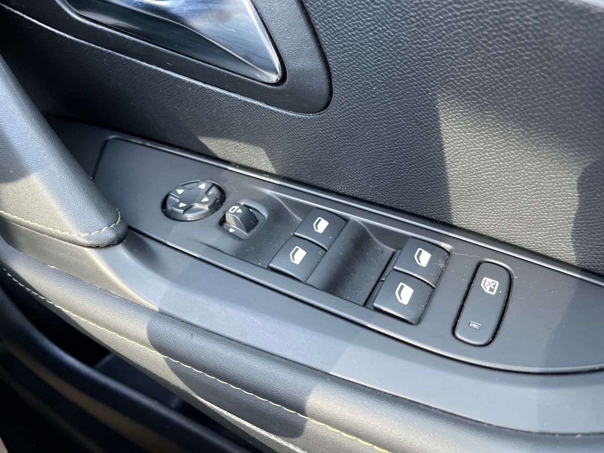 Used Peugeot 208 2023 for sale - 75752220: Photo 20