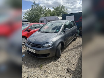 Used Volkswagen Golf Plus 2013 for sale - 76399849: Photo