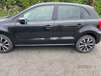 Used Volkswagen Polo 2017 for sale - 78677116: Photo