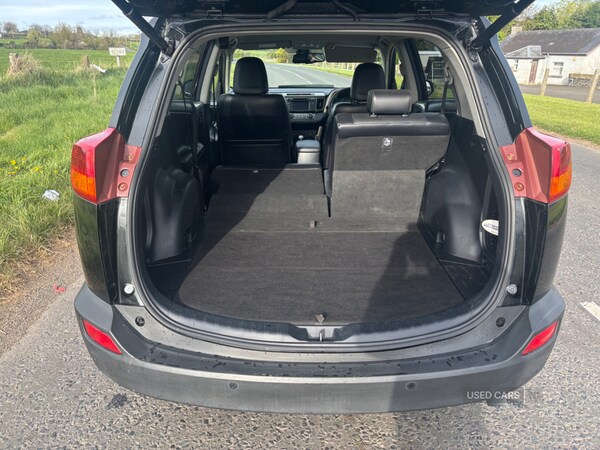 Used Toyota RAV4 2013 for sale - 76251568: Photo 15
