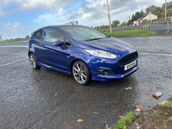 Used Ford Fiesta 2016 for sale - 76399932: Photo 1
