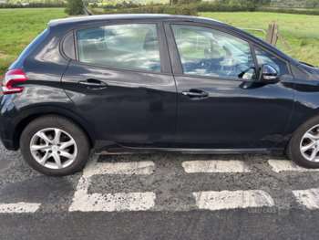 Used Peugeot 208 2012 for sale - 75477163: Photo