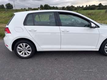 Used Volkswagen Golf 2017 for sale - 75162682: Photo