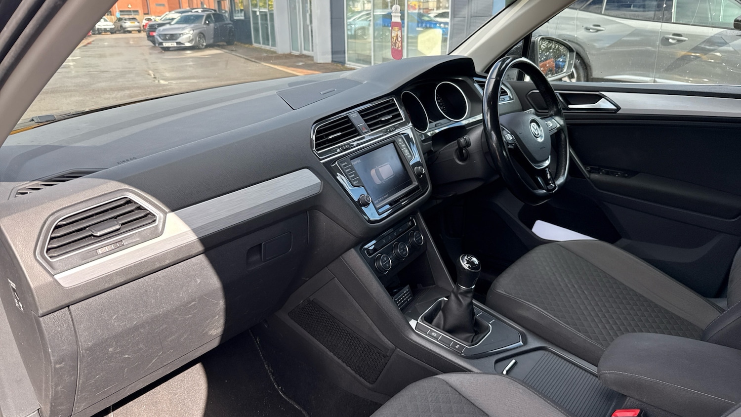 Used Volkswagen Tiguan 2017 for sale - 75811870: Photo 12