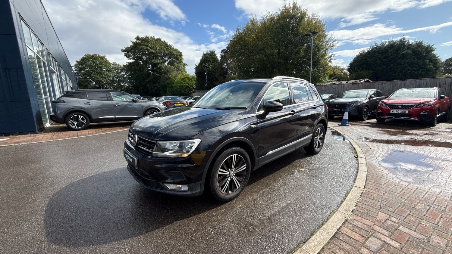 Used Volkswagen Tiguan 2017 for sale - 75811870: Photo 7