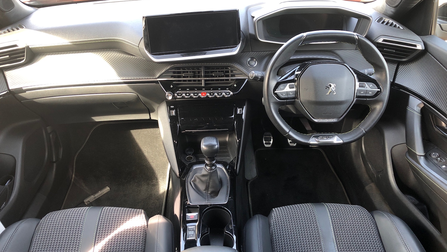 Used Peugeot 2008 2023 for sale - 78021140: Photo 4