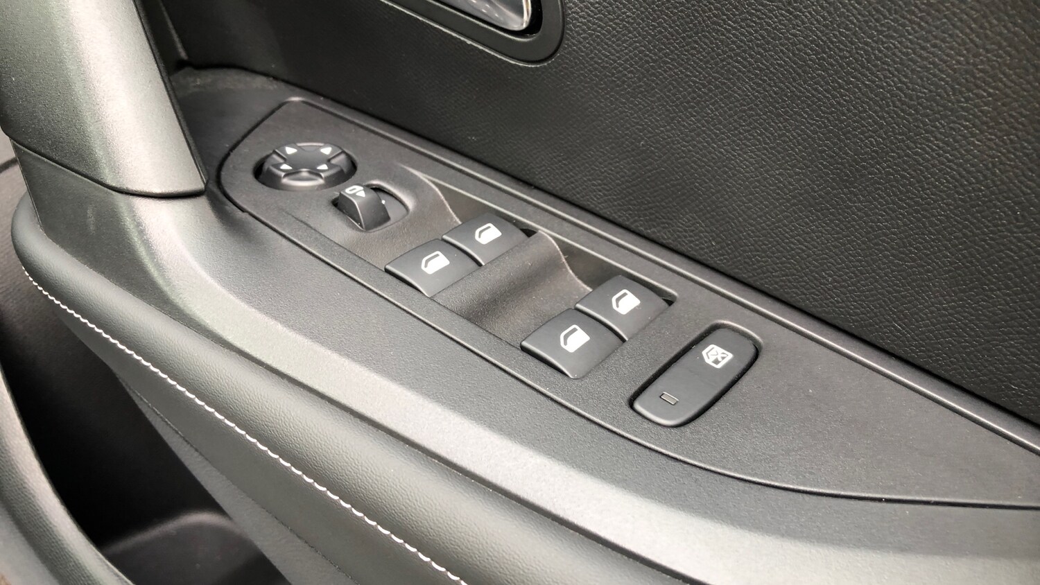 Used Peugeot 2008 2024 for sale - 76754138: Photo 22