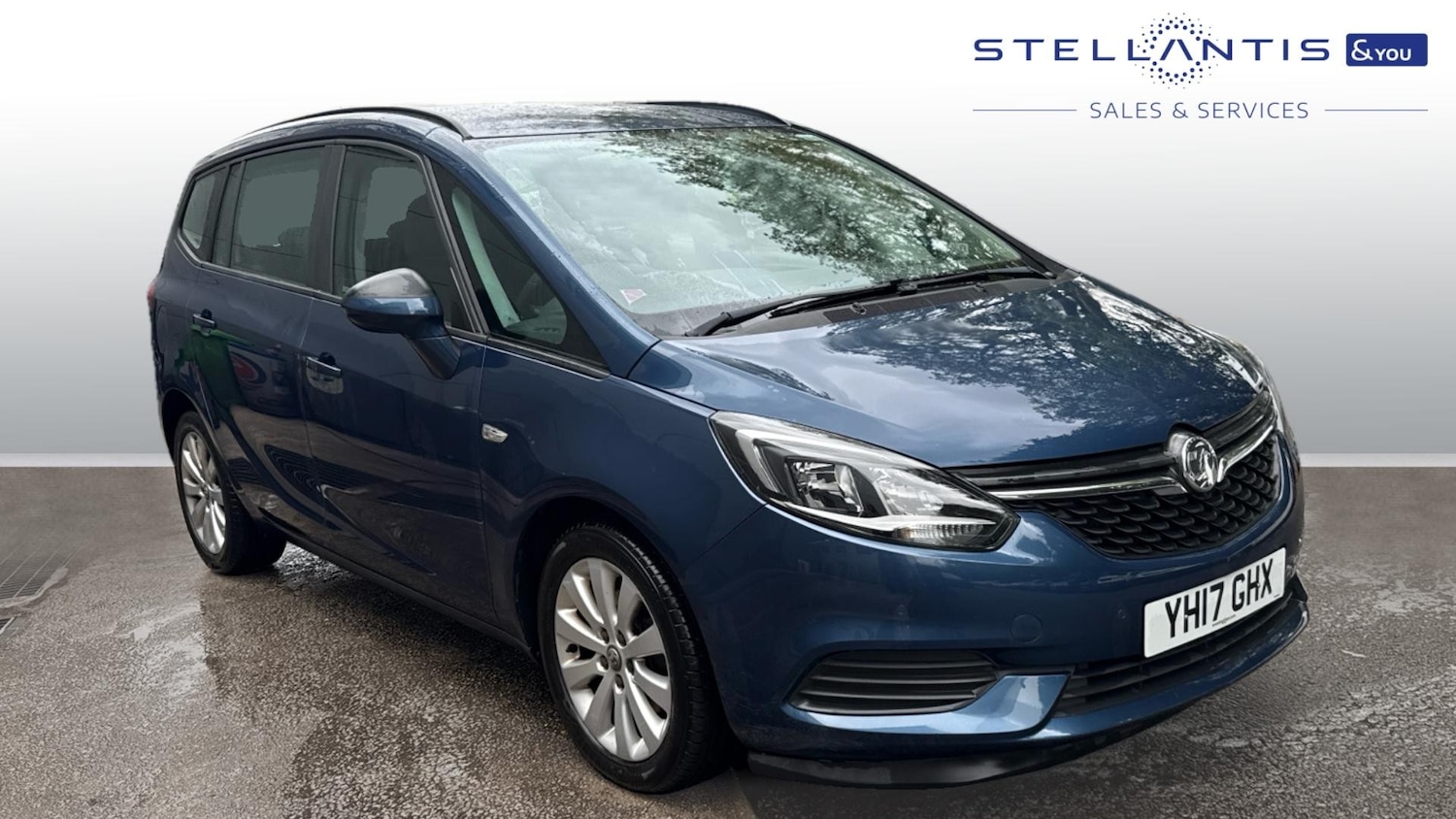 Used Vauxhall Zafira 2017 for sale - 76500503: Photo 1