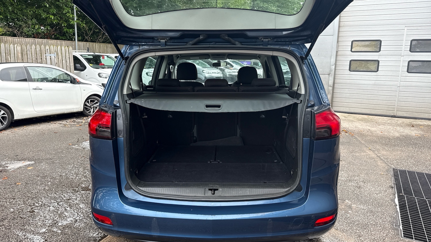 Used Vauxhall Zafira 2017 for sale - 76500503: Photo 19