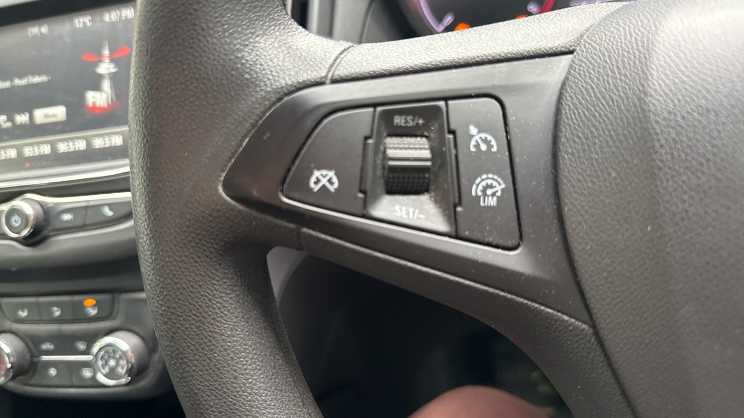 Used Vauxhall Zafira 2017 for sale - 76500503: Photo 23